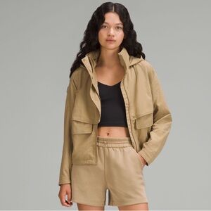 Lululemon Always Effortless Jacket | Tan | size 8